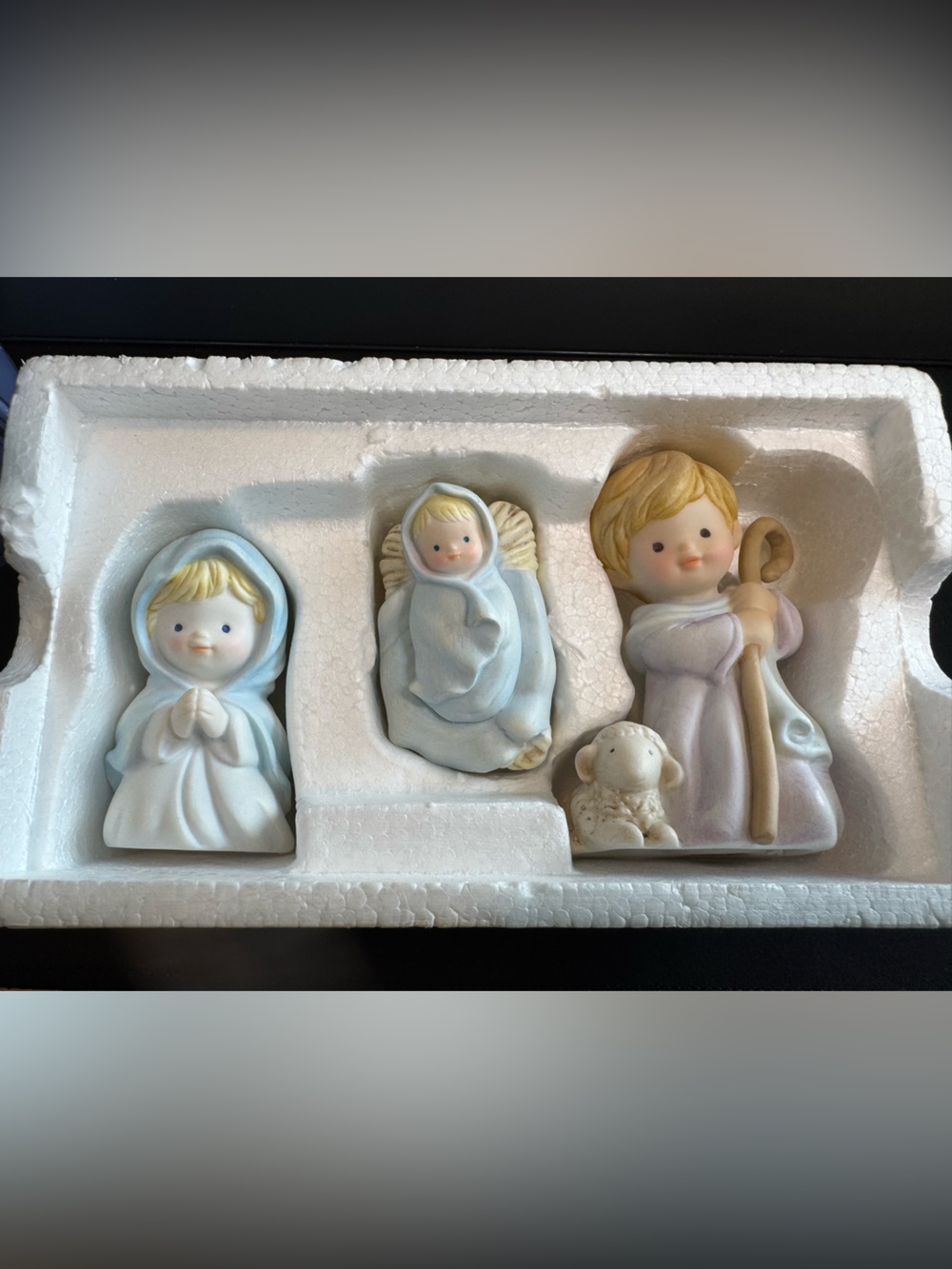 Vintage 1986 Avon Heavenly Blessings Nativity The Holy Family 3-Piece Boxed Set
